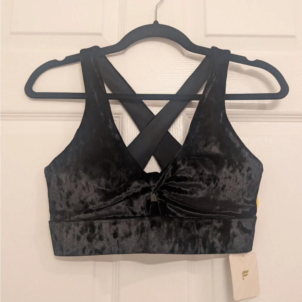 Fabletics retailed $144